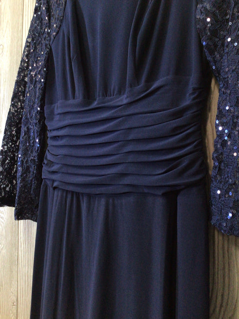 S.L. Fashions Dress Size 8P New